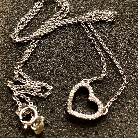 Heart necklace. - Picture 2 of 2